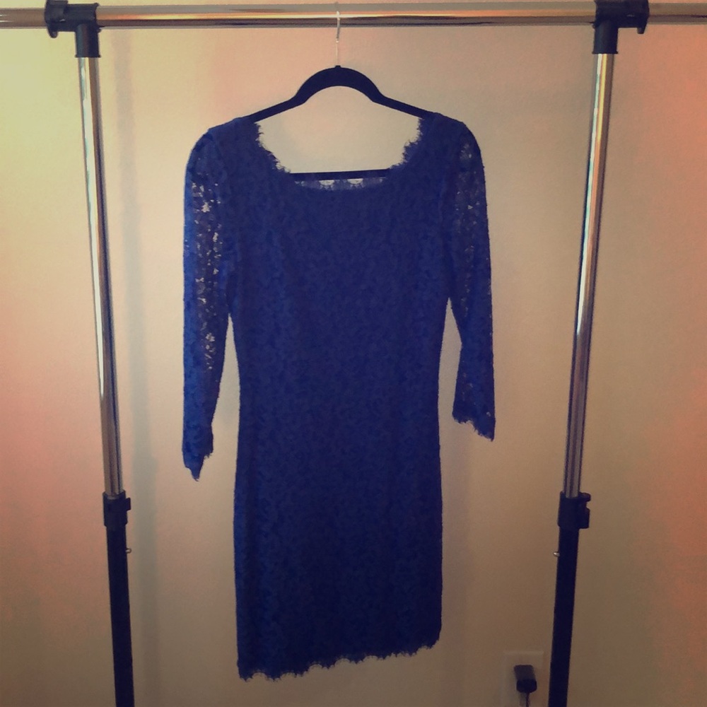 Diane Von Furstenberg lace dress